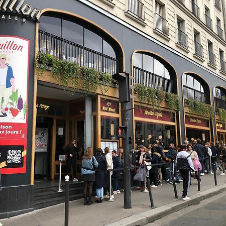 Studio Pigalle De 25 M2 - 2 Lits Simples Type Gigogne Pour 2 Personnes - Coeur Touristique De Paris - 2 Minutes De La Station Metro Pigalle ,Petit Train Vers La Butte Montmartre-Cabarets Moulin Rouge,Chez Michou-Restaurants Bouillon Pigalle,Berliner Eksteriør billede