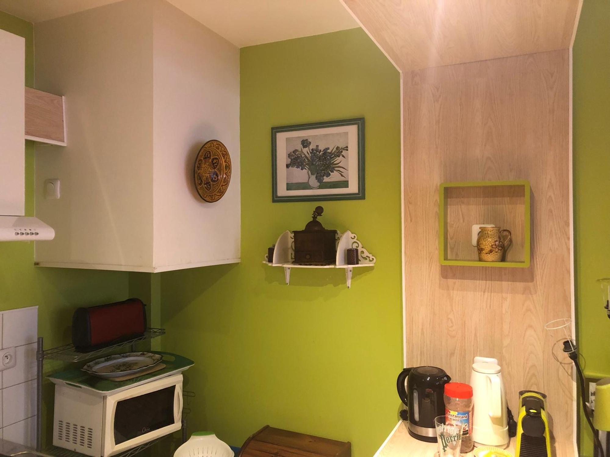 Studio Pigalle De 25 M2 - 2 Lits Simples Type Gigogne Pour 2 Personnes - Coeur Touristique De Paris - 2 Minutes De La Station Metro Pigalle ,Petit Train Vers La Butte Montmartre-Cabarets Moulin Rouge,Chez Michou-Restaurants Bouillon Pigalle,Berliner Eksteriør billede